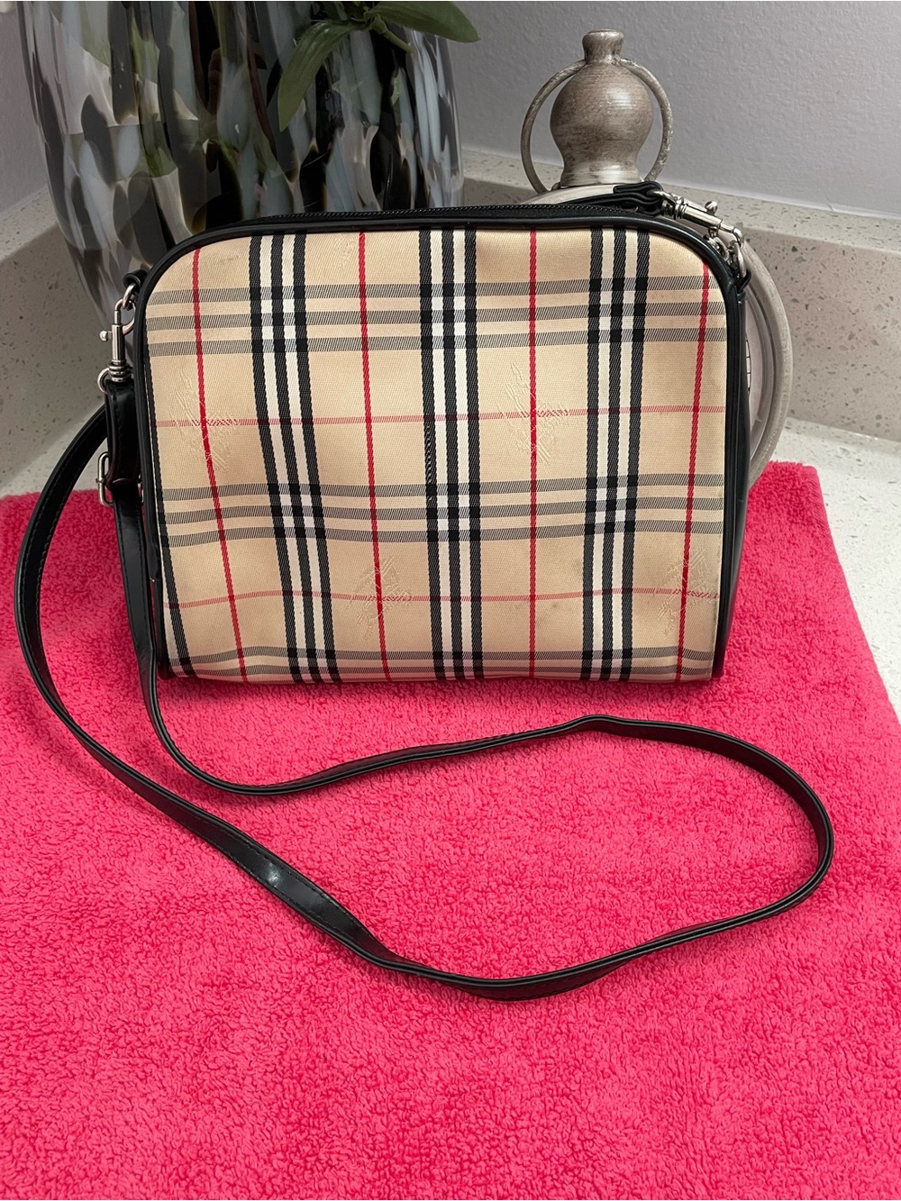 Plaid Crossbody Bag in Beige & Black